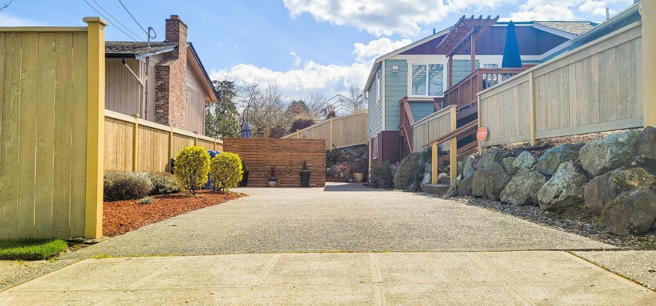 Modern Seattle Oasis Apartment Exterior foto